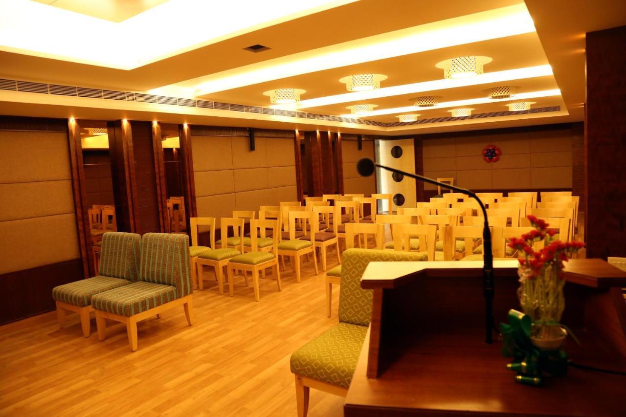 Kvm Hotels Srirangam Tiruchirappalli Luaran gambar